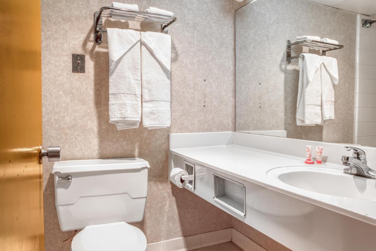 Oyo Hotel Tulsa I-44 Midtown 外观 照片