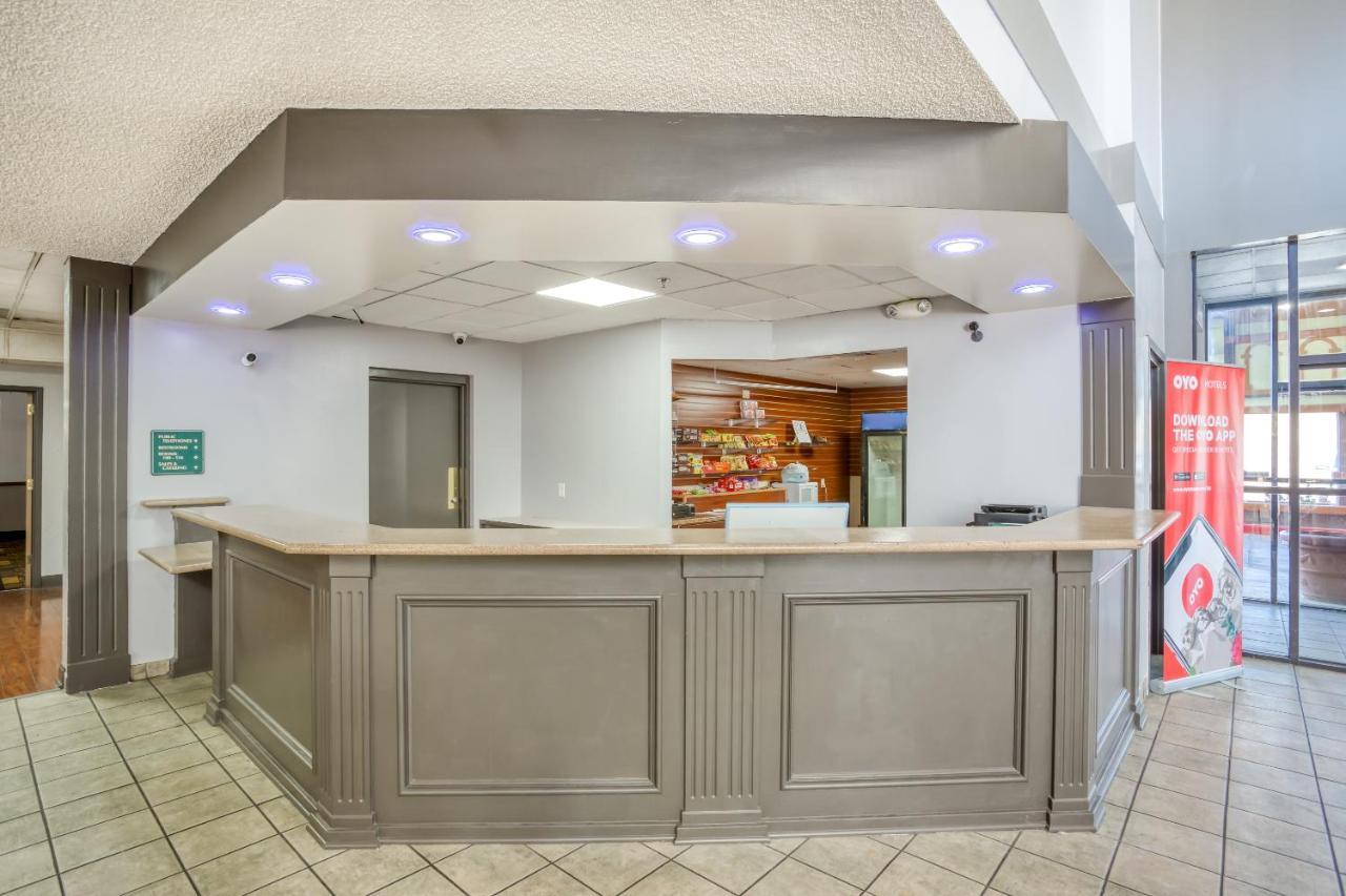 Oyo Hotel Tulsa I-44 Midtown 外观 照片