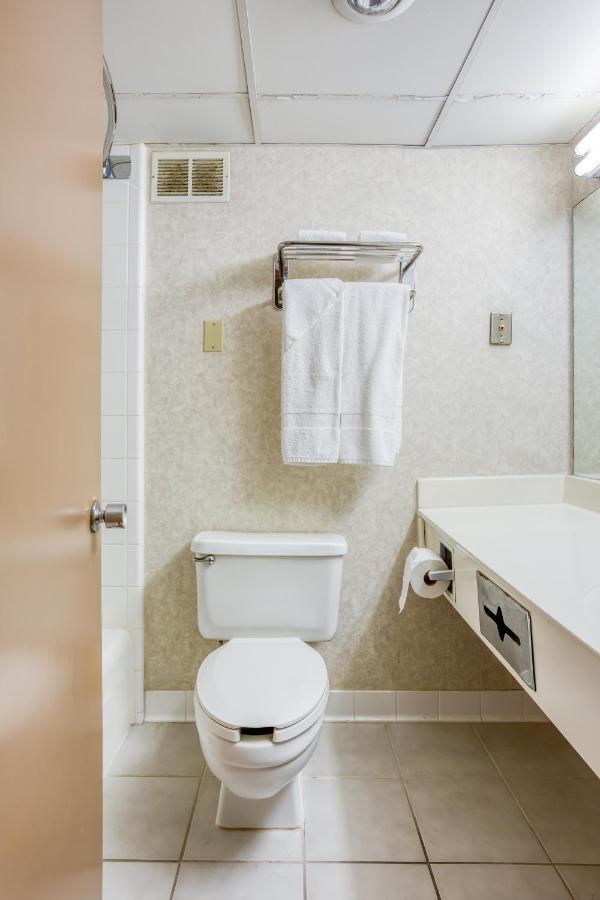 Oyo Hotel Tulsa I-44 Midtown 外观 照片